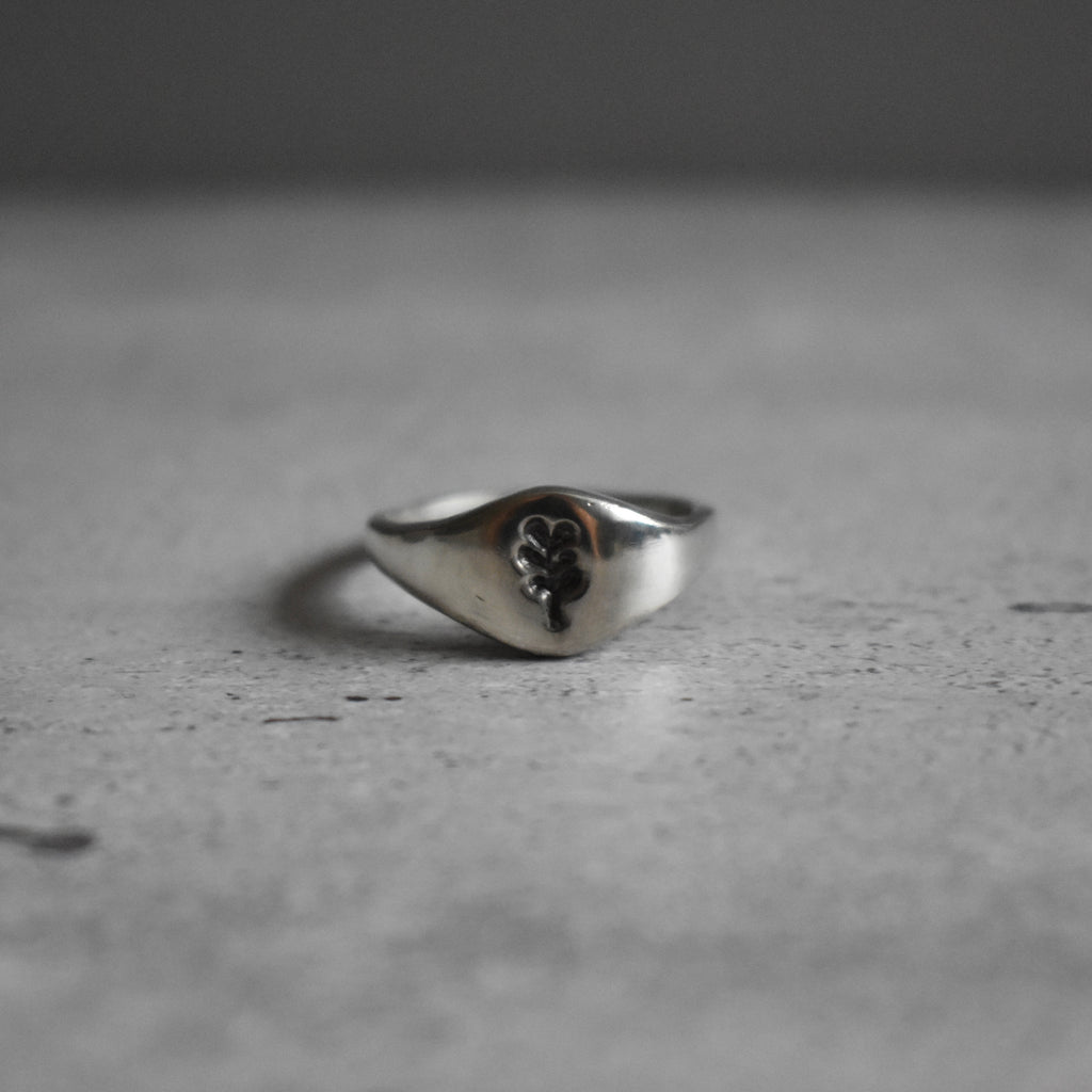 Leaf Signet Cast Ring